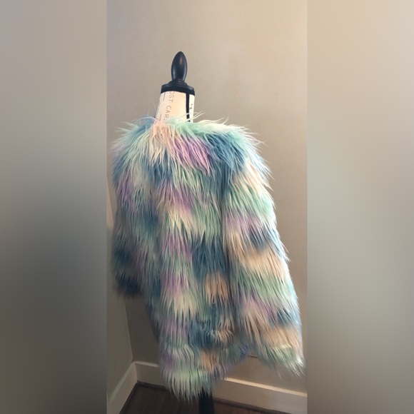 Pastel color-block shaggy faux fur coat XL - Picture 9 of 9